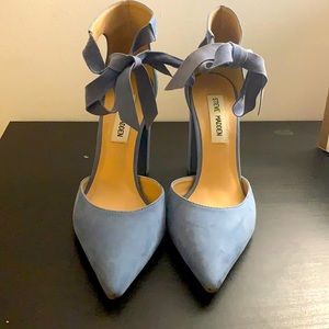 Steve Madden tied heels